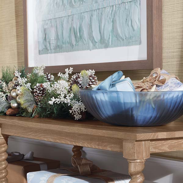 AUG24_HOLIDAY_MADALYNN_TWIST_CONSOLE_258_RGB