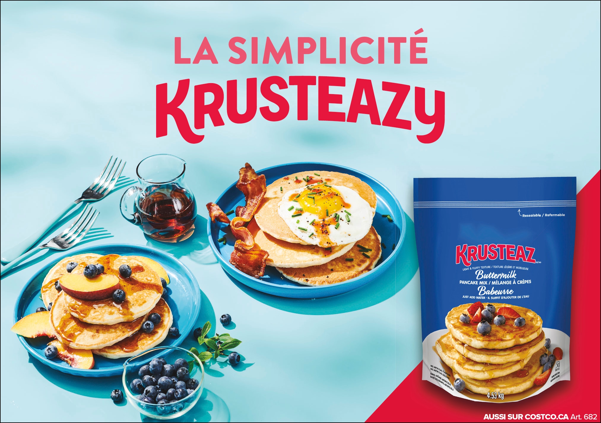 Publicité pour la préparation à pancakes Krusteazy avec images de pancakes, myrtilles, œuf et bacon sur une table