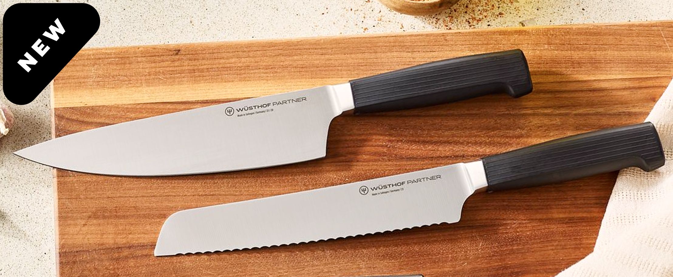 Wüsthof Partner knives on cutting board