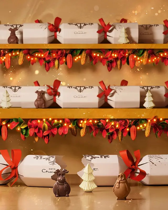 christmas24-crackers-tile-1-640x800