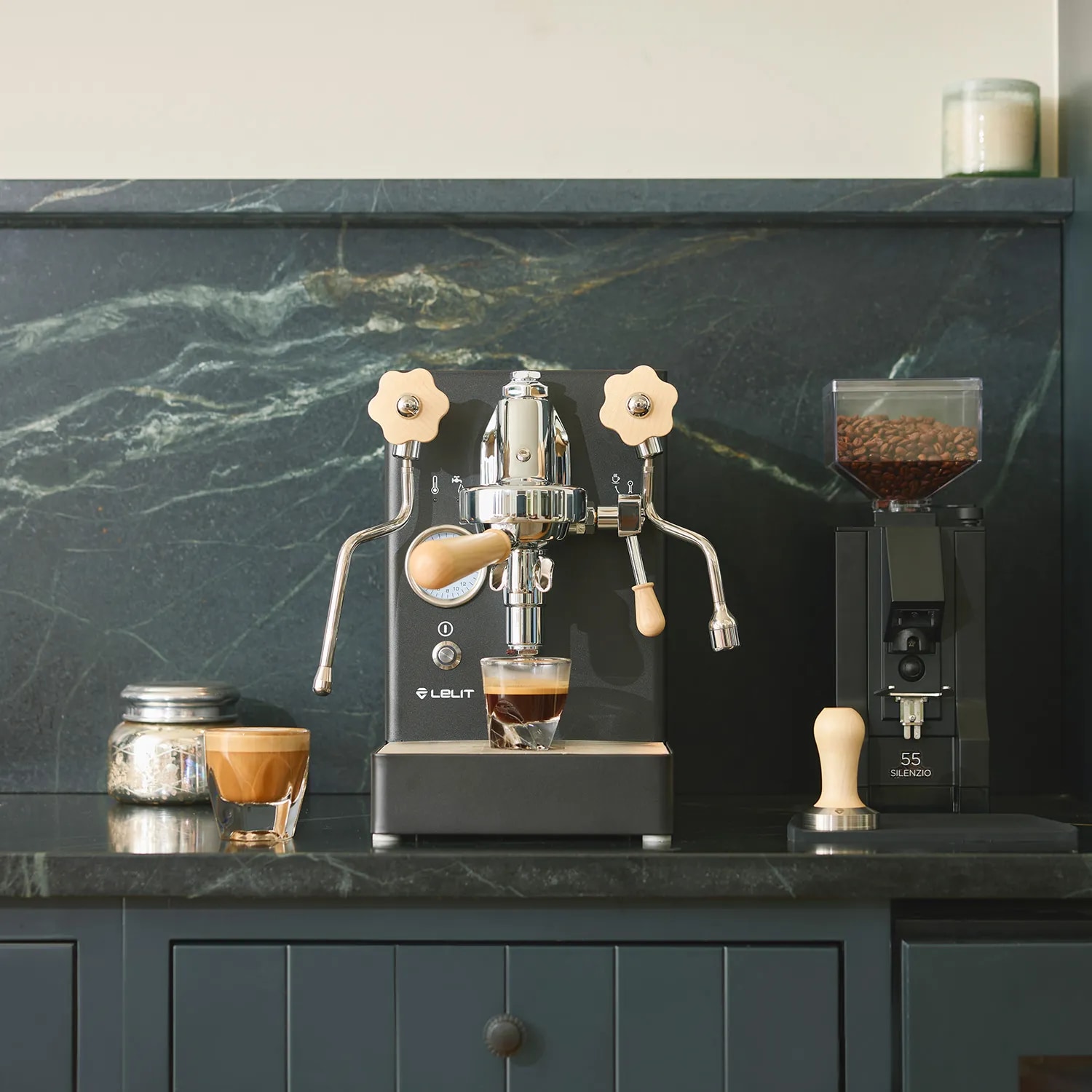 Best Home Espresso Setup: Machines, Grinders, Accessories | Sur La