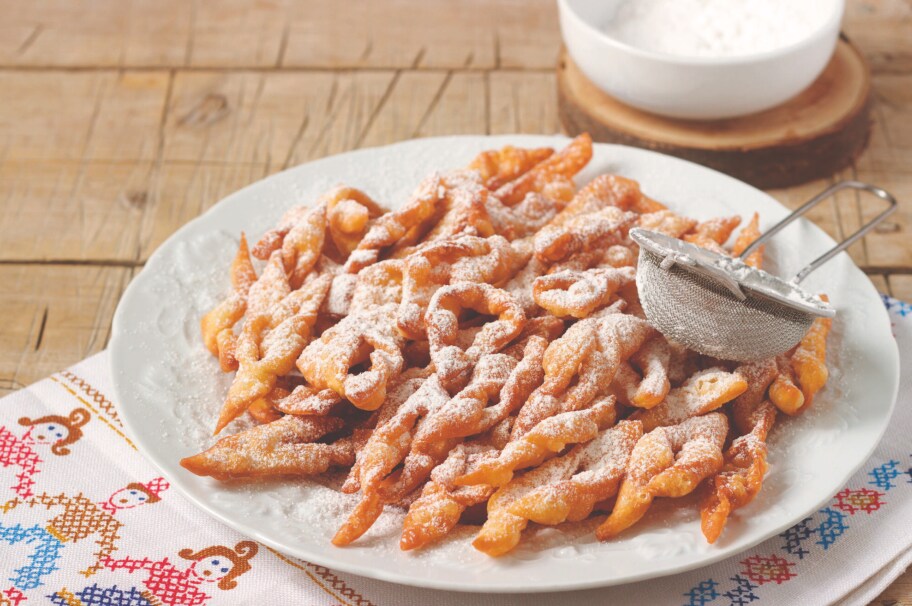 Fresh made Fattigmand