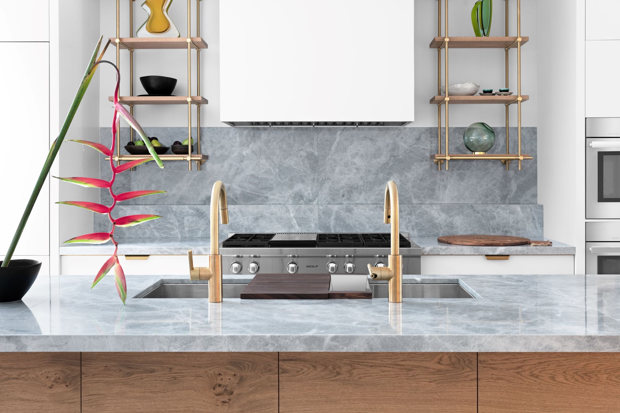 23 Unique Kitchen Backsplash Ideas for Every Style and Budget – Artistic  Tile, image size:2000x1333