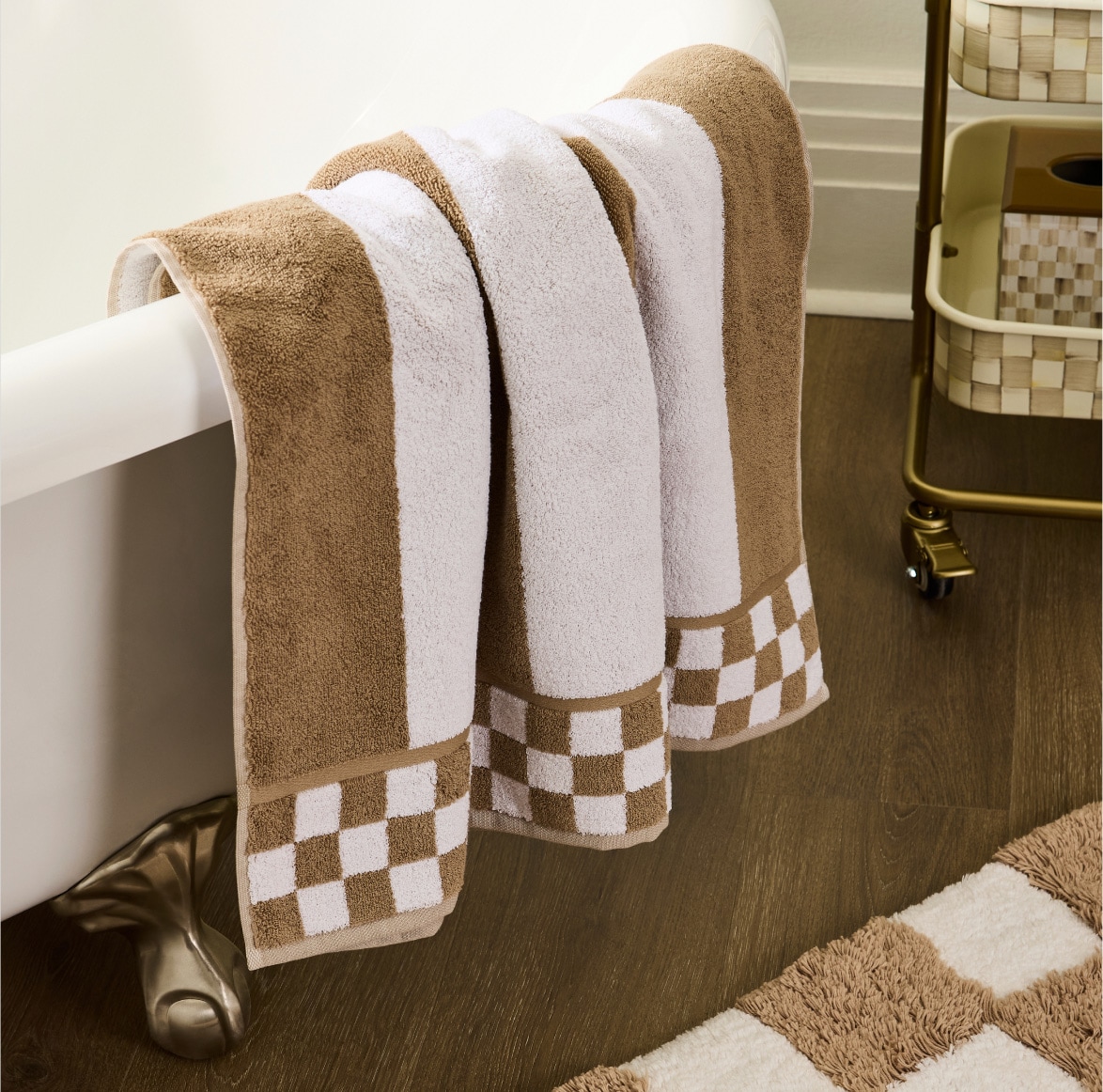 mocha stripe bath towel
