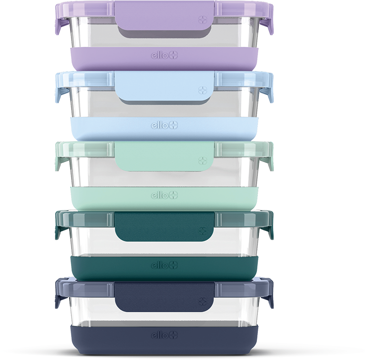 Conteneurs de stockage empilés en plastique de diverses couleurs